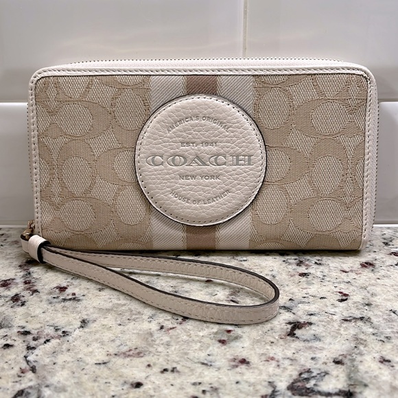Coach Dempsey Signature Jacquard Wallet w/ Stripe & Patch NWOT - Picture 1 of 11